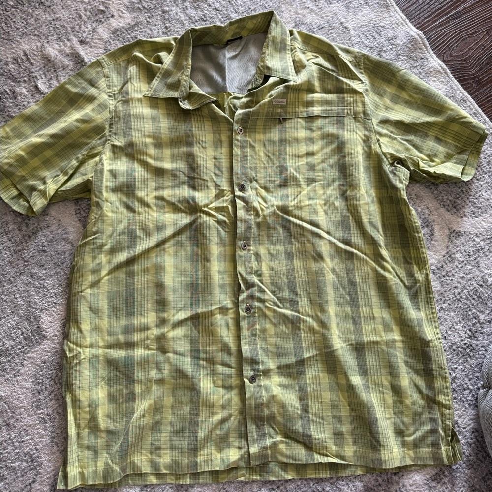Columbia Green Casual Button Down Shirt